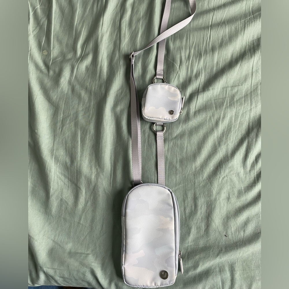 Lululemon Modular Phone Crossbody Bag